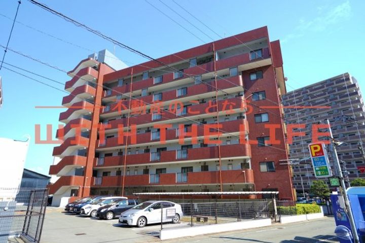 センチュリー中央102号の外観