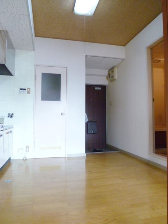 石村ビル203号の内装