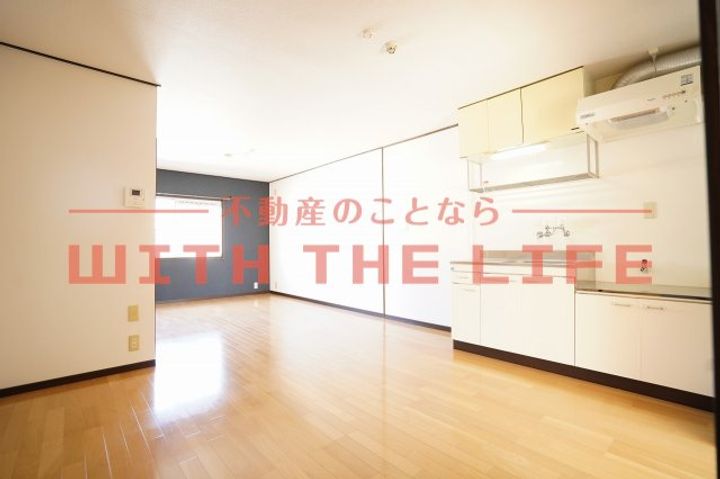 宮前コーポB-201号の居間