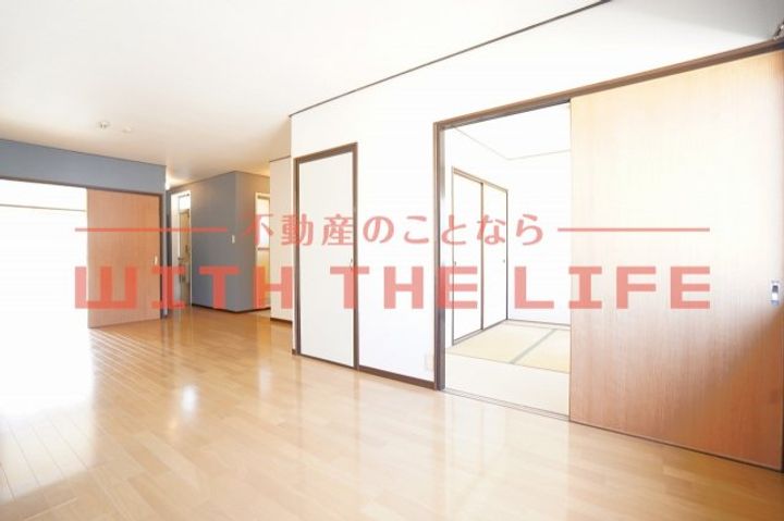 宮前コーポB-201号の居間