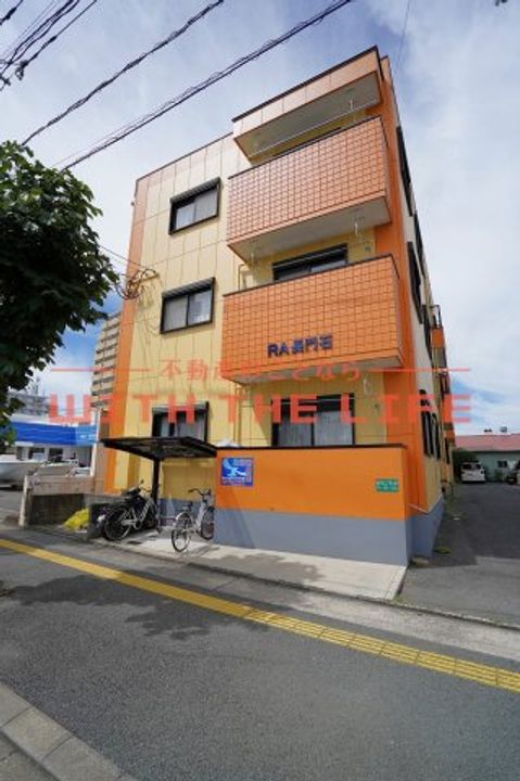 RA長門石203号の外観