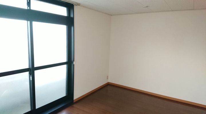 ソレアード103号の居間