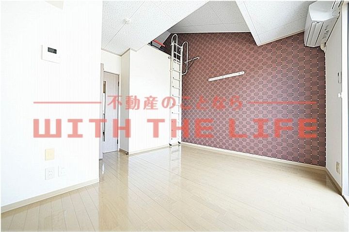 アムール東櫛原205号の居間