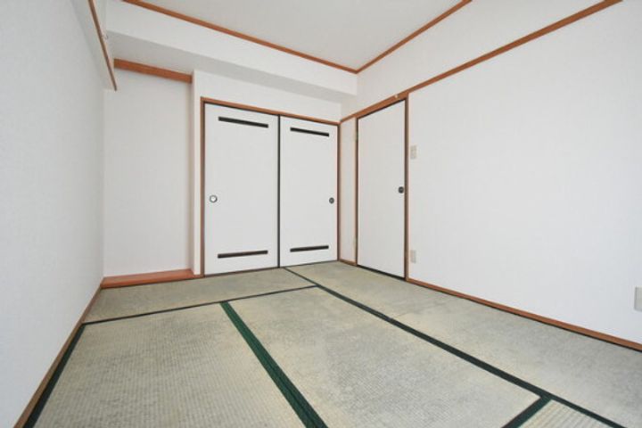 ルネッサ八女102号の内装