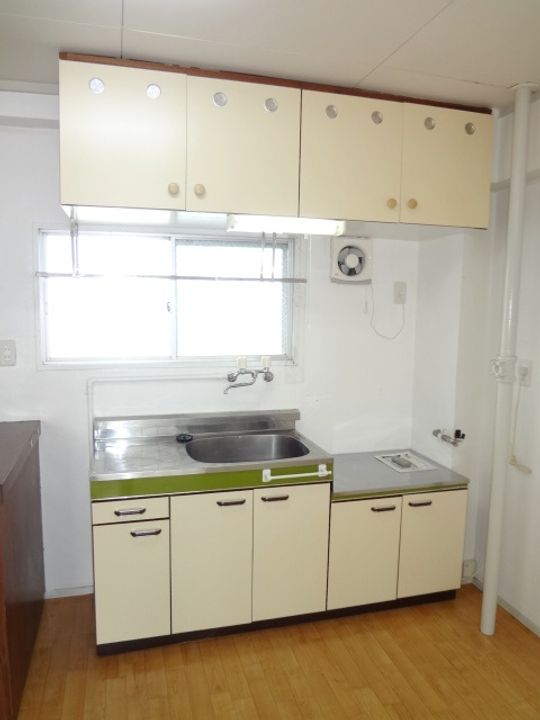 ベアーズマンション605号のキッチン