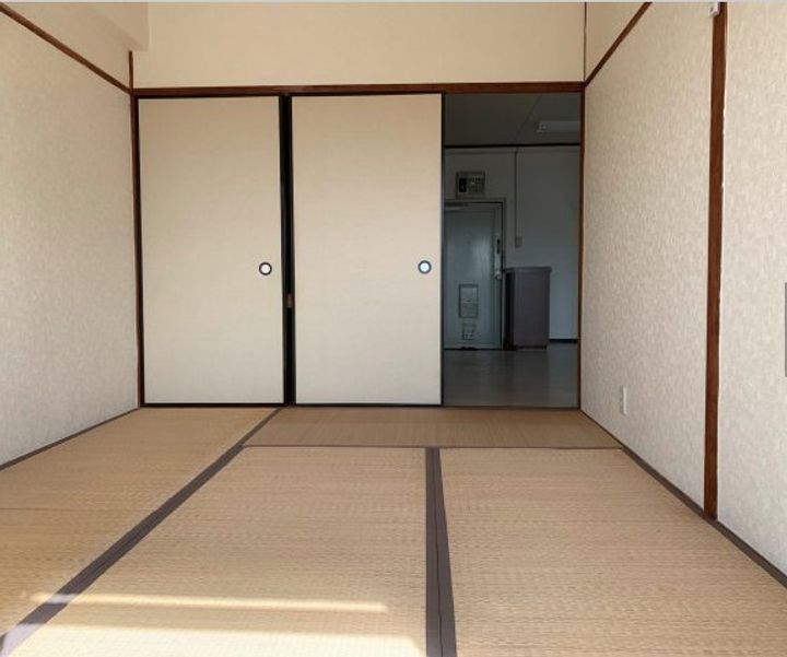 ベアーズマンション605号の内装