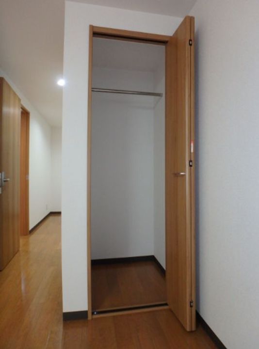 IT(アイティ)本町102号のその他画像