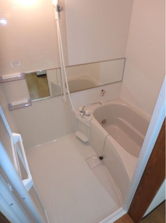 IT(アイティ)本町102号の風呂