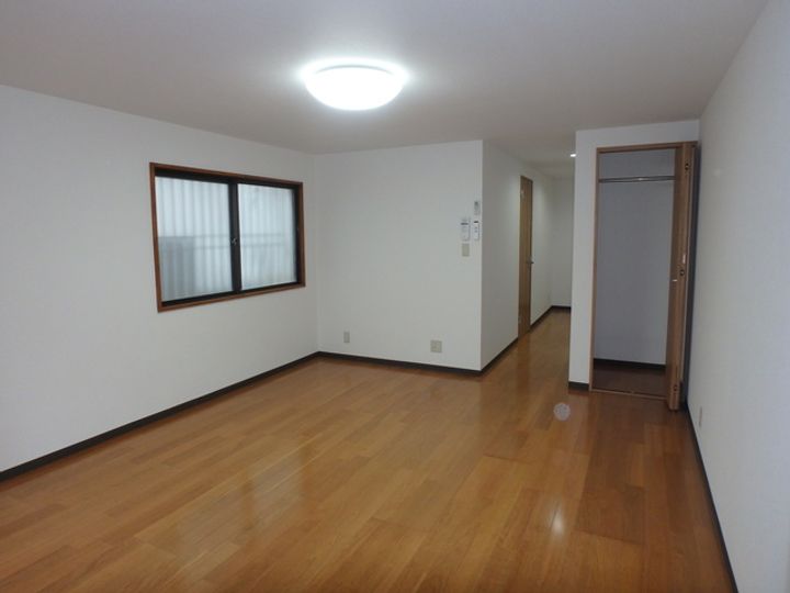 IT(アイティ)本町102号の内装