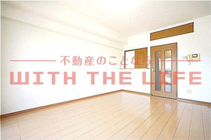 ユウメイトビル404号の居間