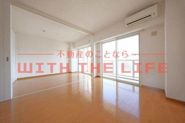 メルローズアソウ502号の居間