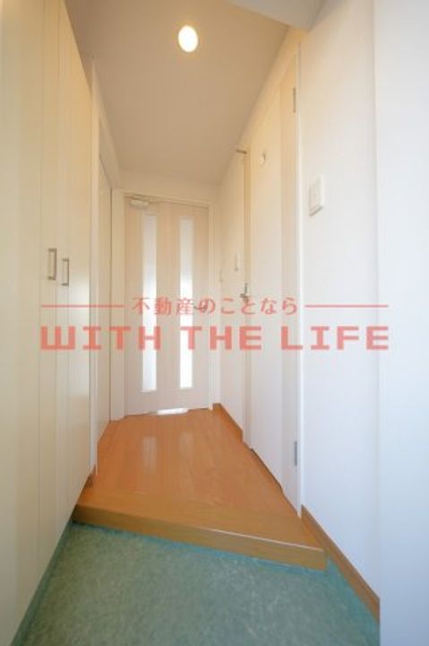 メルローズアソウ502号の玄関