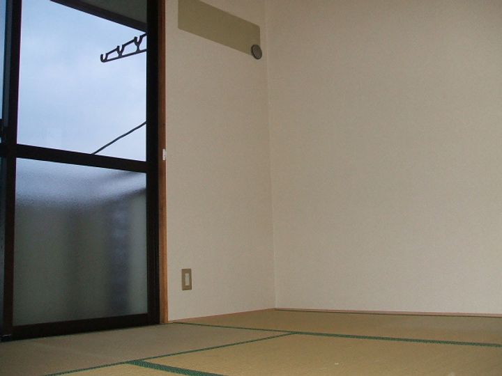 エステート津福206号の内装