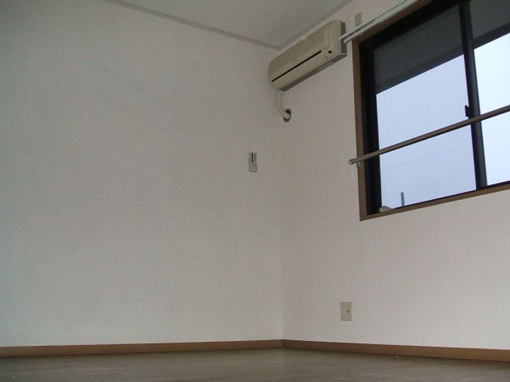 エステート津福206号の内装