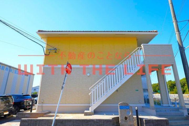 グランドソレーユ東合川206号の外観