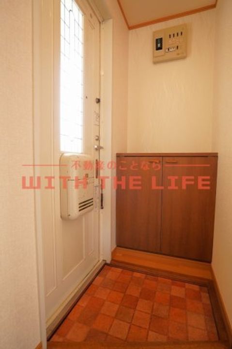 レジデンス21THC110号の玄関