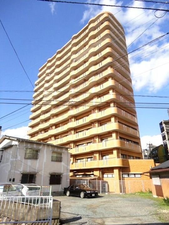 ライオンズマンション東町1002号の外観