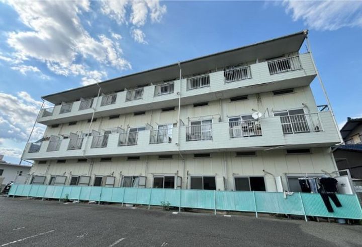 アトリウム津福本町211号の外観