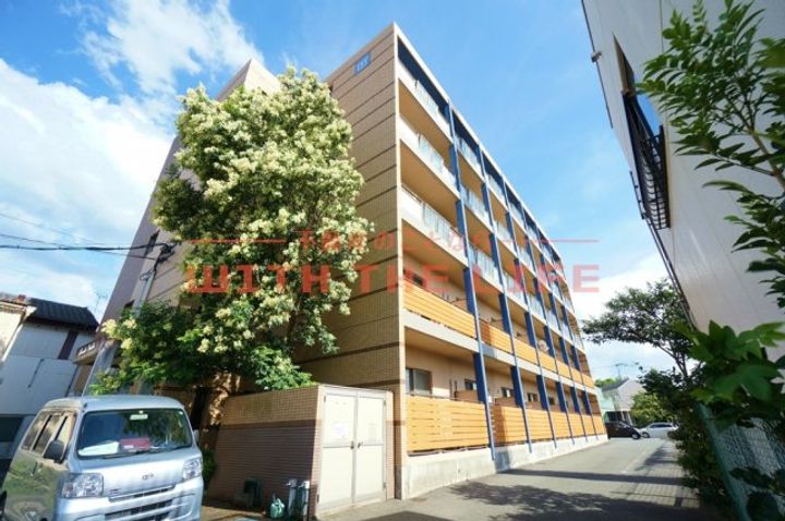 グランデシェチオ千本杉201号の外観