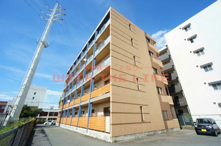 グランデシェチオ千本杉201号の外観