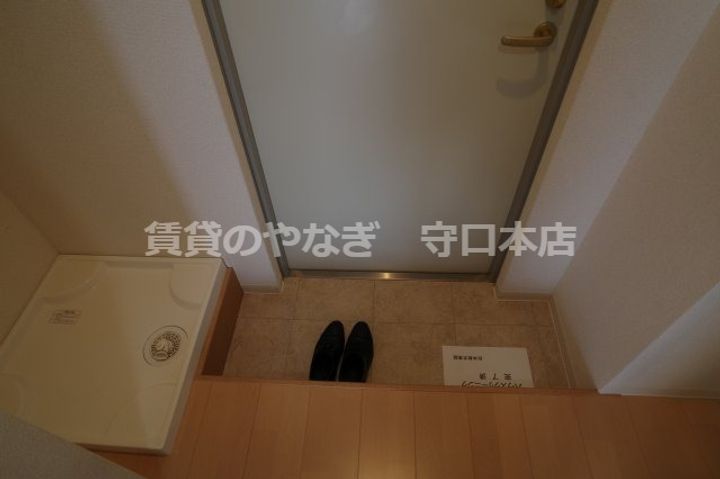 フルグランテ馬場町703の玄関