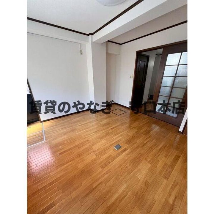 大阪府門真市新橋町(一戸建)の賃貸物件Aの居間