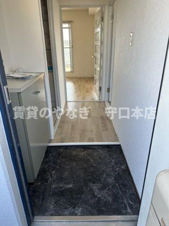 アペックスハイム守口403の玄関