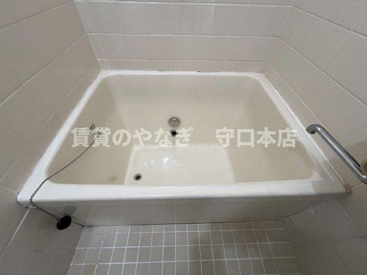 大阪府守口市八雲北町1丁目(一戸建)の賃貸物件の風呂