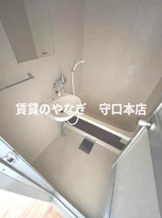 ディム向島302の風呂