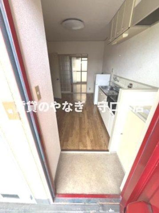 ディム向島302の玄関