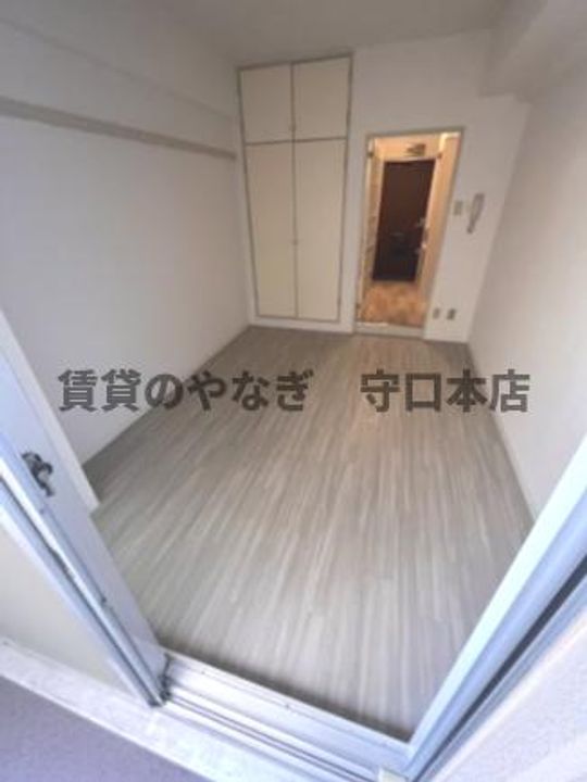 マルセビル503の居間