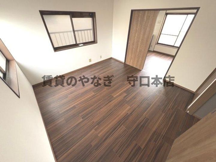 大阪府守口市八雲中町2丁目(一戸建)の賃貸物件の居間