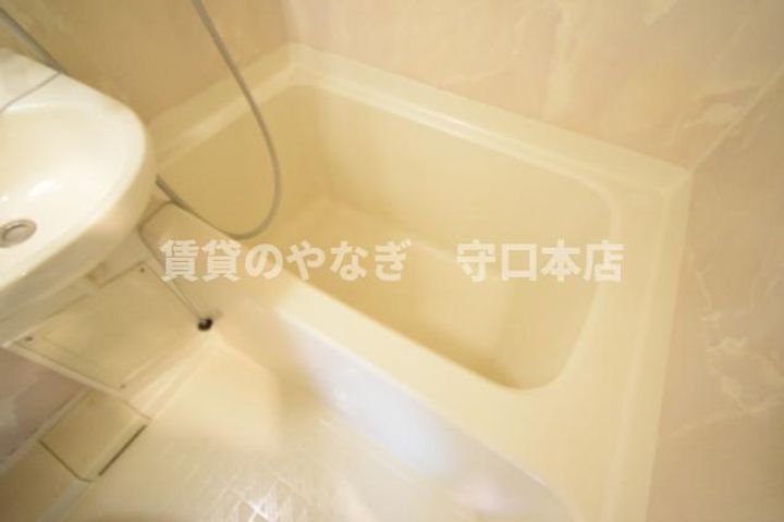 ラフィネ守口202の風呂