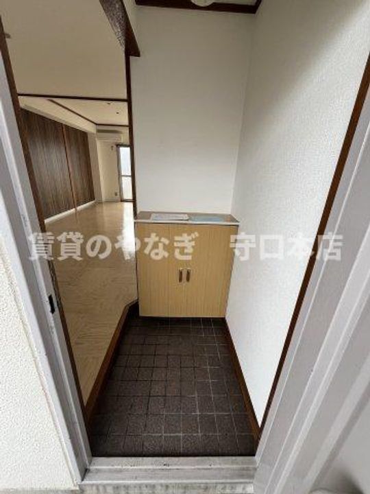 大一南野口マンションの玄関