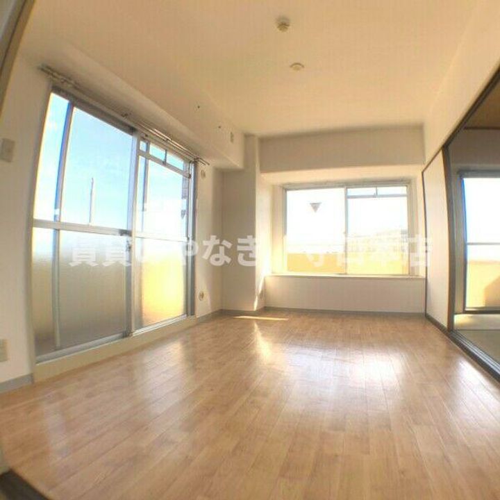 ブランドールMⅢ205の居間