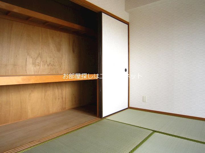 こうかマンション302の内装