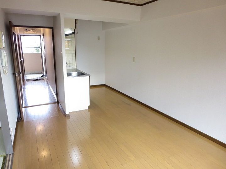 こうかマンション302の居間