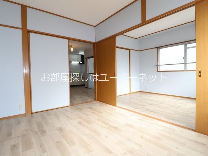 スプリングハイツ中洲の居間