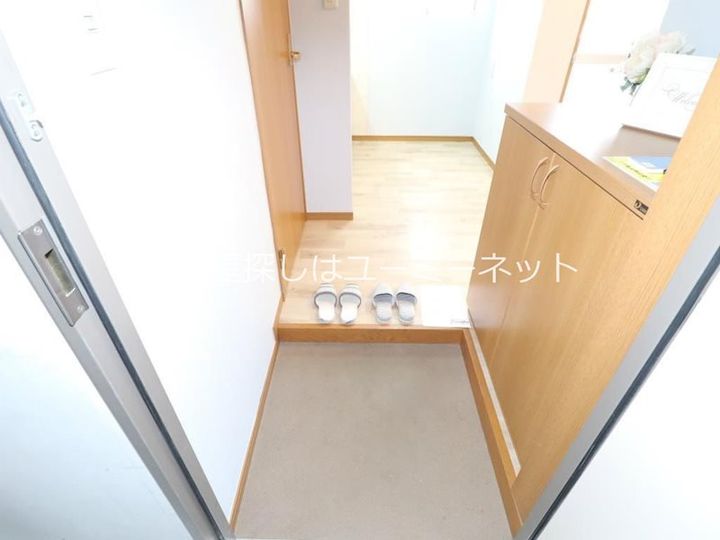 スプリングハイツ中洲の玄関