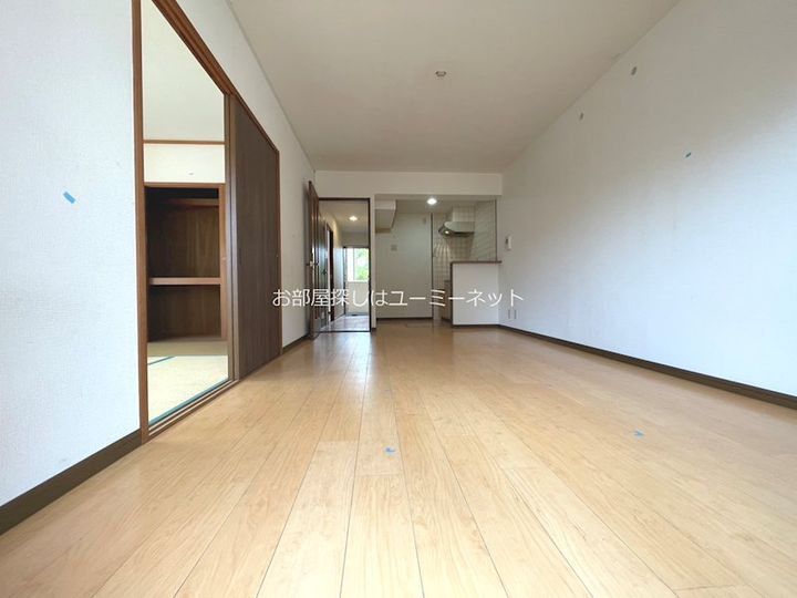 クレアシオン城西C棟101の居間