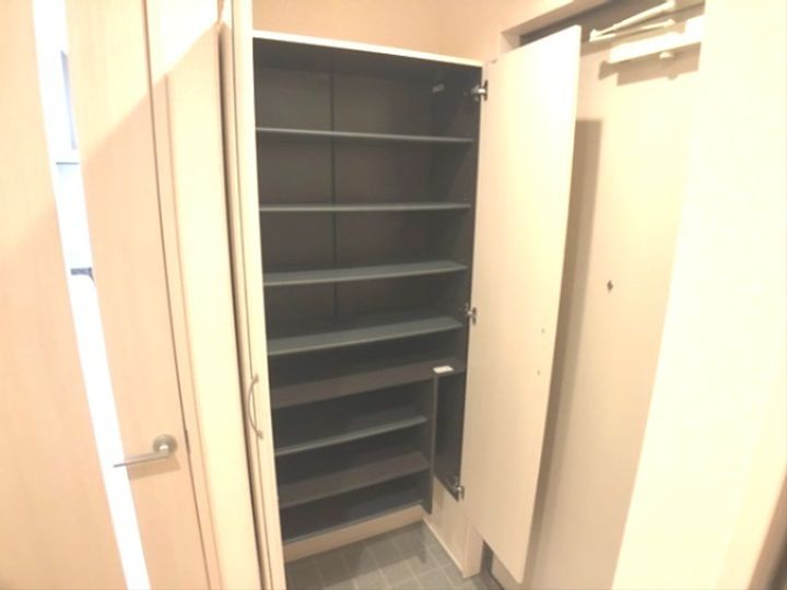 コンフォール西田の内装