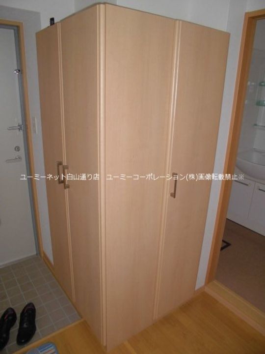 COMFORT202の玄関