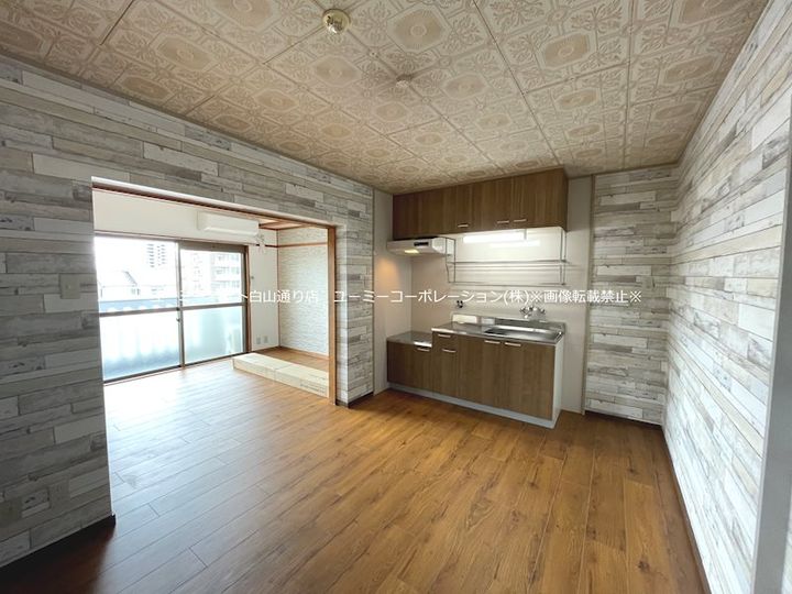 ハイムプレジデントの居間