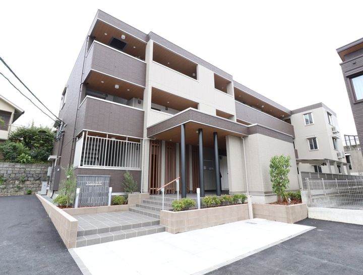 マーレ京町の外観