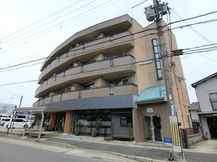 「ラ・グラシューズ」302の外観