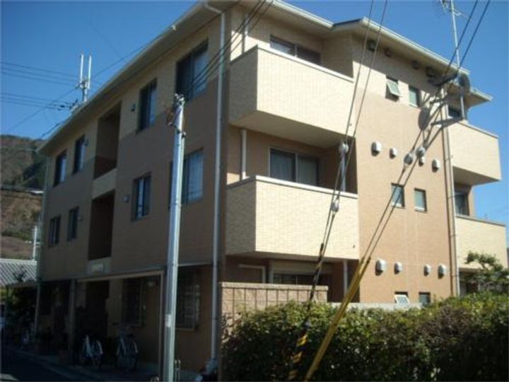 「ビレッジ杉」105の外観
