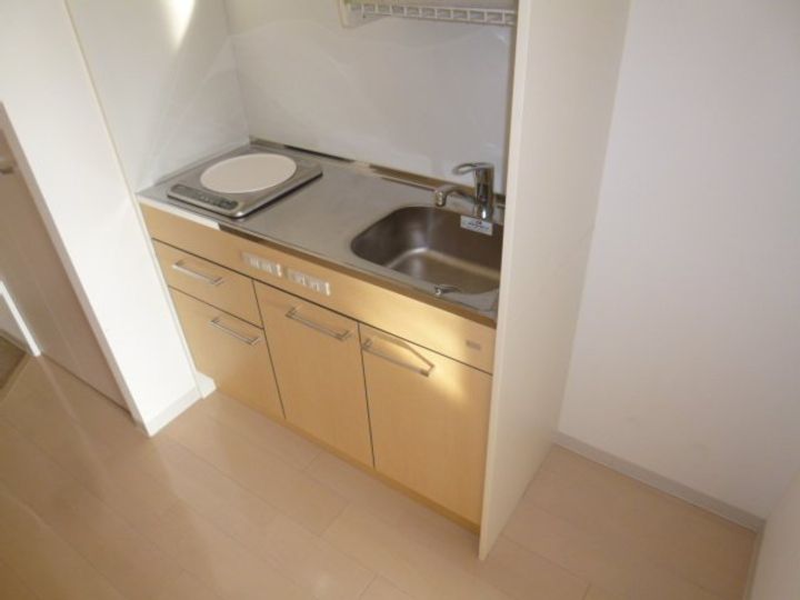 セレニテ新大阪弐番館のキッチン