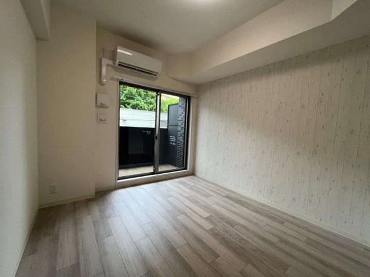 プレサンス西中島南方セレストの寝室