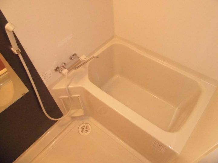 セレニテ新大阪弐番館の風呂