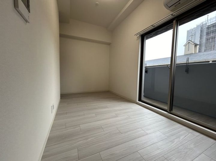 プレサンス東三国エンブレイスの居間